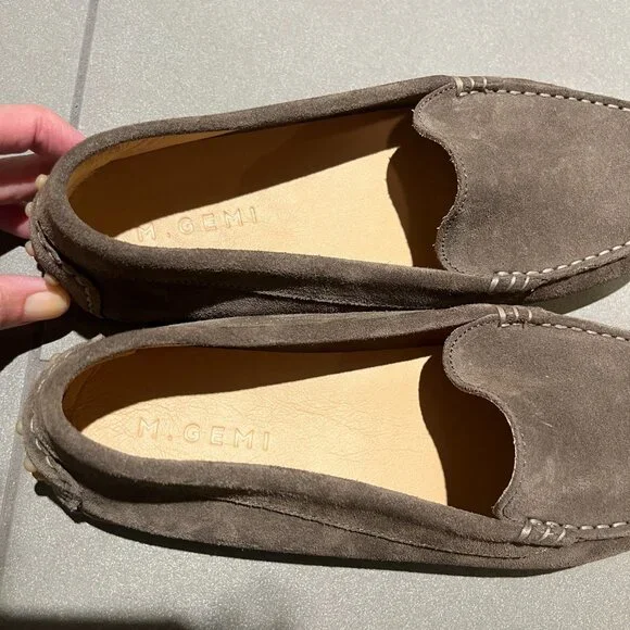Felize Suede Moccasin Size 9 - Picture 3 of 11